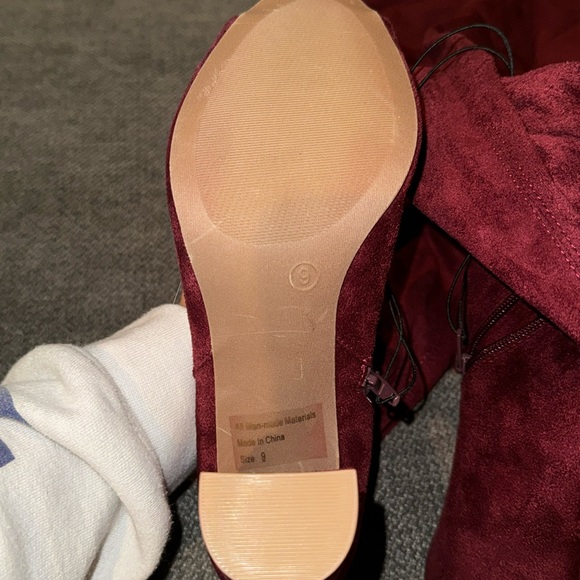 Suede knee high boots 9 - Picture 3 of 3